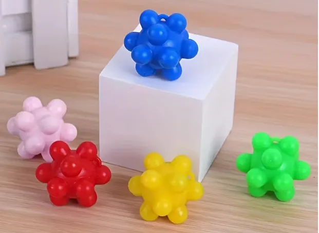 Brinquedo Camon Bolas Estrela para Cão e Gato